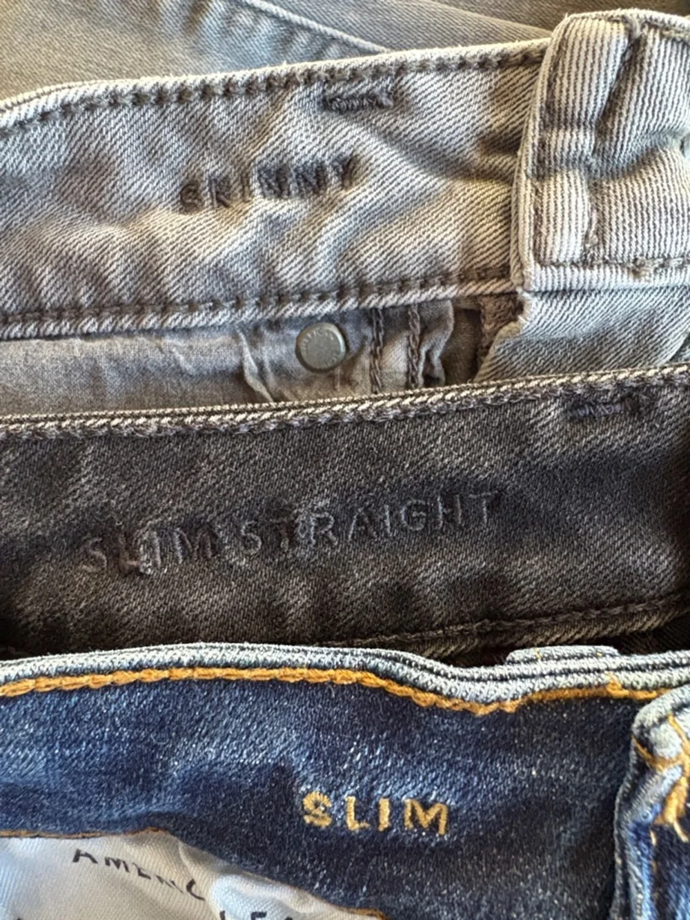 3 Pair Bundle AE Men’s Jeans Bundle 26x28 Gray, Black and Blue Slim